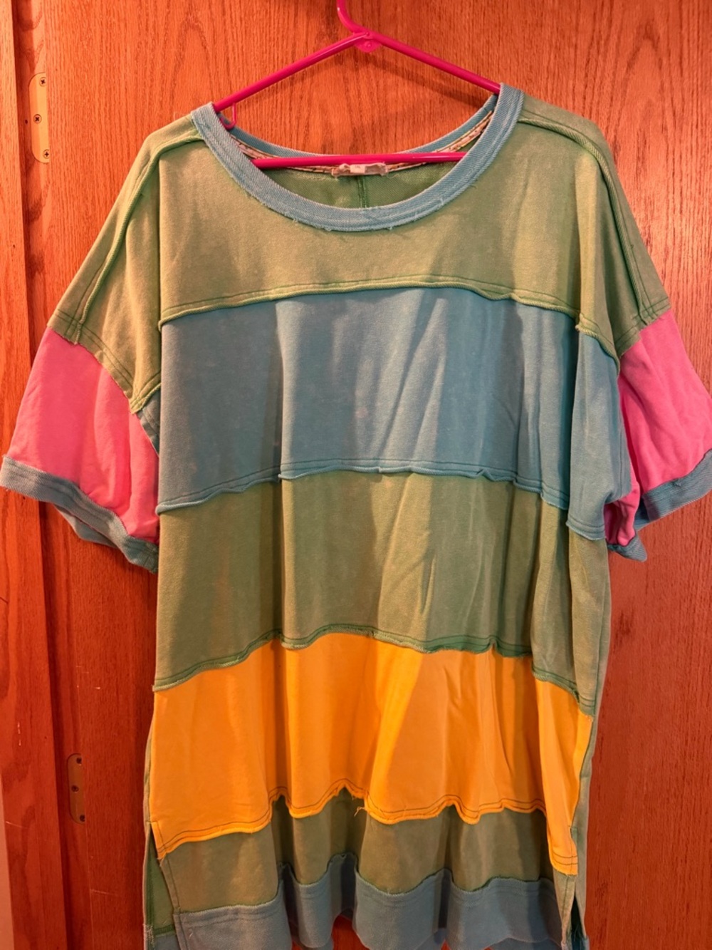 Umgee Colorblock Tee in Pink, Green & Blue